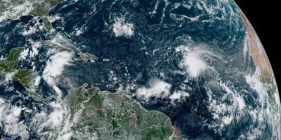 Tormenta tropical Philippe seguirá debilitándose al noreste del Caribe