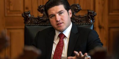 Opositores a Samuel García quieren dar “golpe de Estado” en NL, advierte AMLO