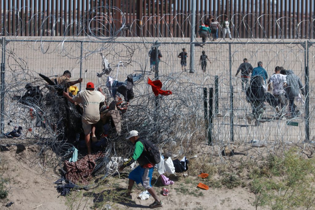 Casa Blanca rechaza la decisión del Supremo sobre la nueva ley migratoria en Texas. Foto de EFE