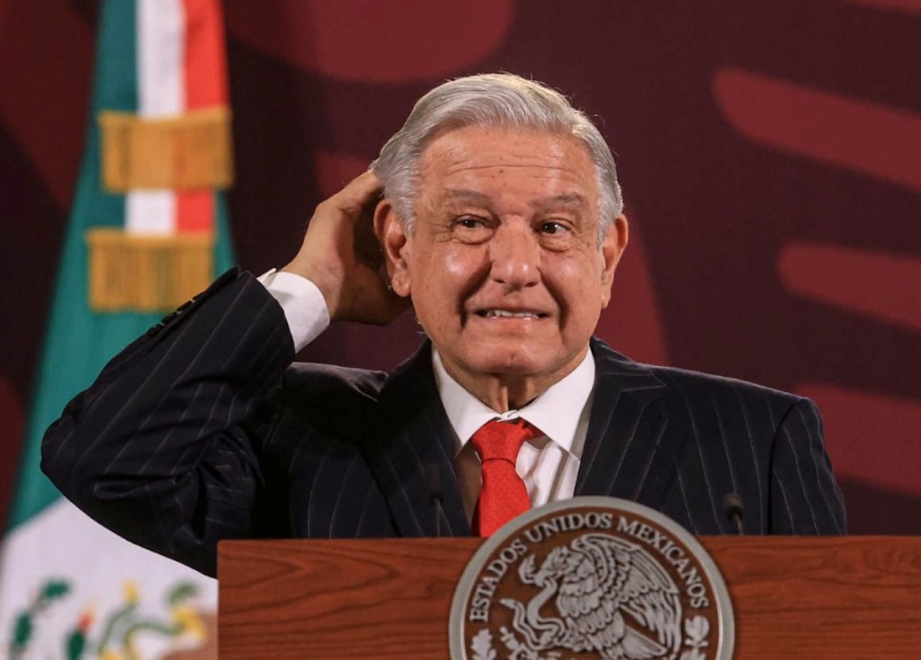 El presidente Andrés Manuel López Obrador puntualizó ayer que no combatirá a los cárteles mexicanos por órdenes de Estados Unidos