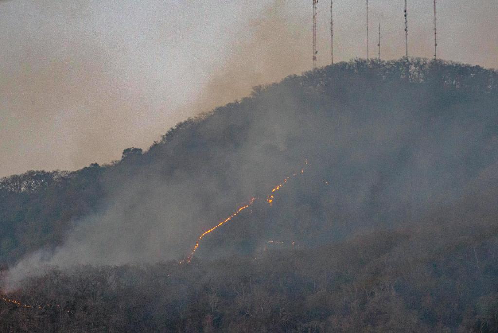 En 24 horas el número de incendios activos en México subió de 120 a 126 en 19 entidades; 29 siniestros en Áreas Naturales Protegidas