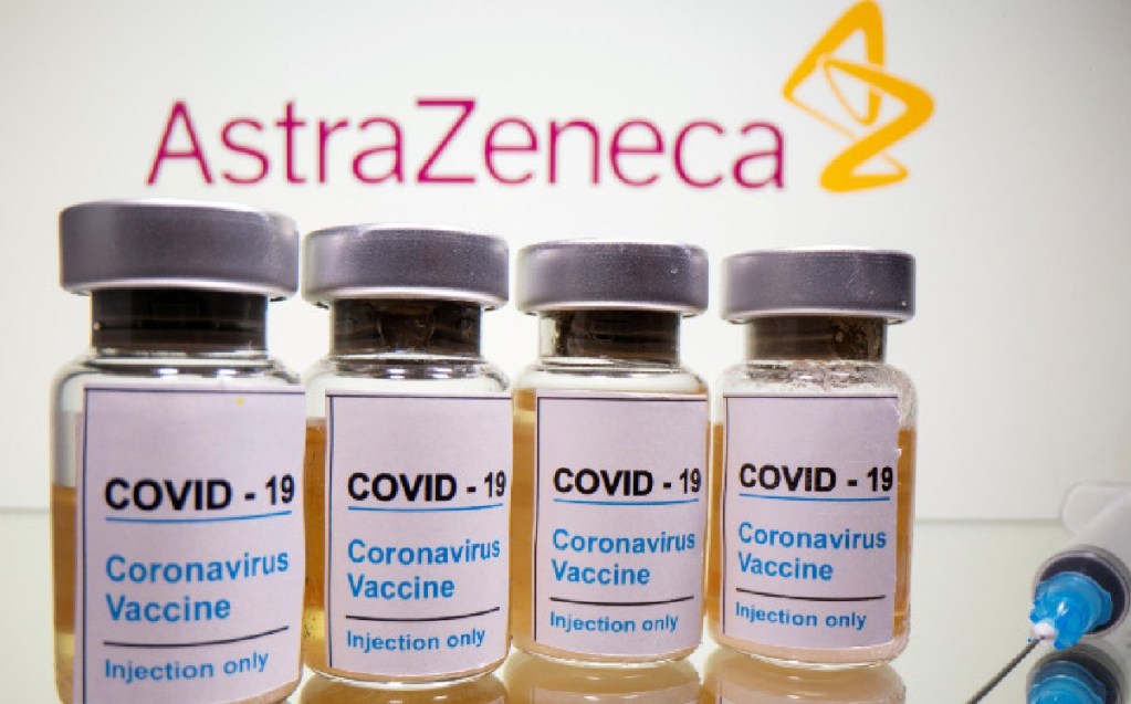 AstraZeneca reconoce que vacuna su contra Covid-19 podrá causar trombosis, raro efecto secundario pero potencialmente mortal