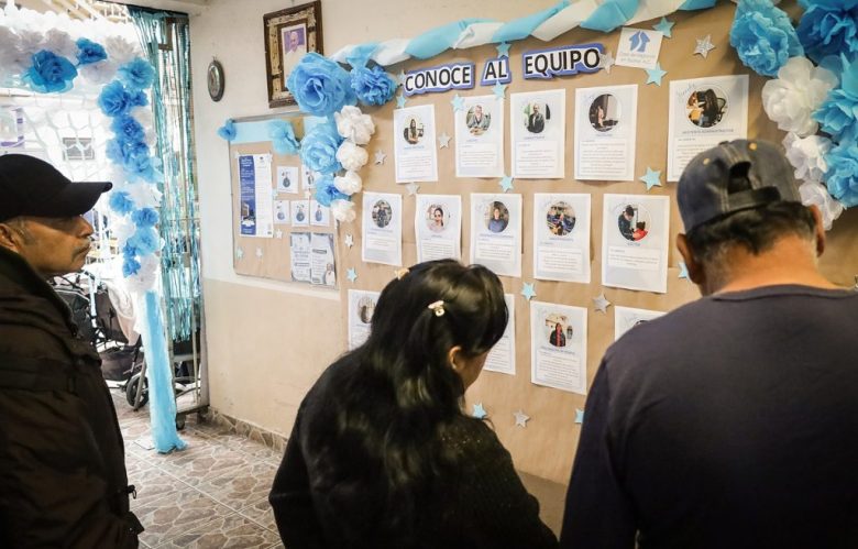 Migrantes centroamericanos en la Casa del Migrante, en Tijuana (Foto de EFE)