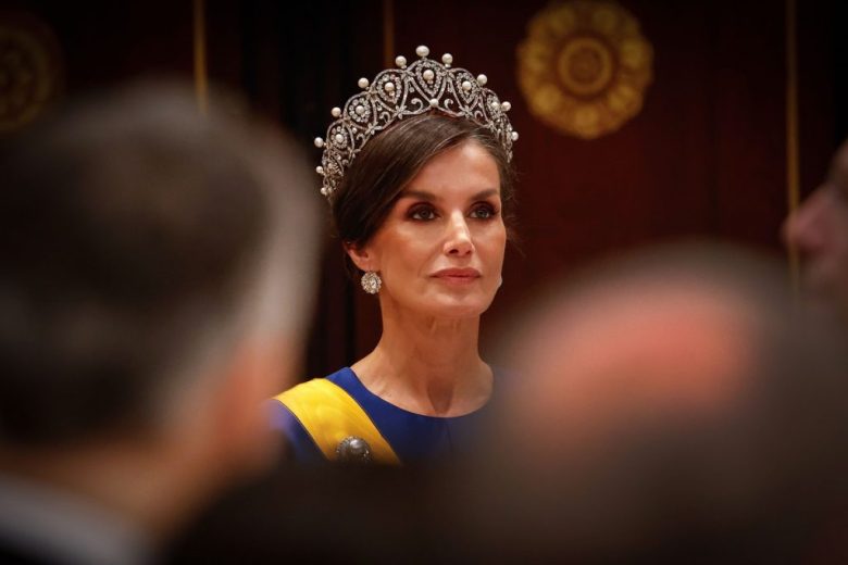 La reina de España, Letizia, durante la cena de gala con motivo de su visita de Estado a Países Bajos