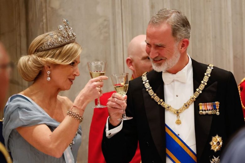 El rey de España, Felipe VI, con la reina de Países Bajos, Máxima