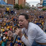 María Corina Machado habla en un mitin que encabezó ayer en una avenida en Maracaibo, donde pidió votar por Edmundo González Urrutia