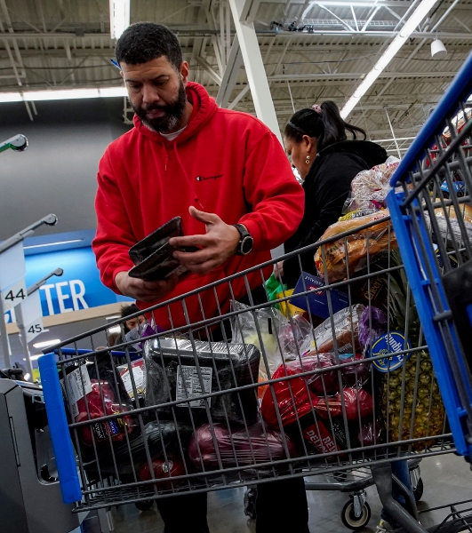 Supermercados de Estados Unidos. anunciaron bajadas en el precio de los alimentos, tras años con aumentos