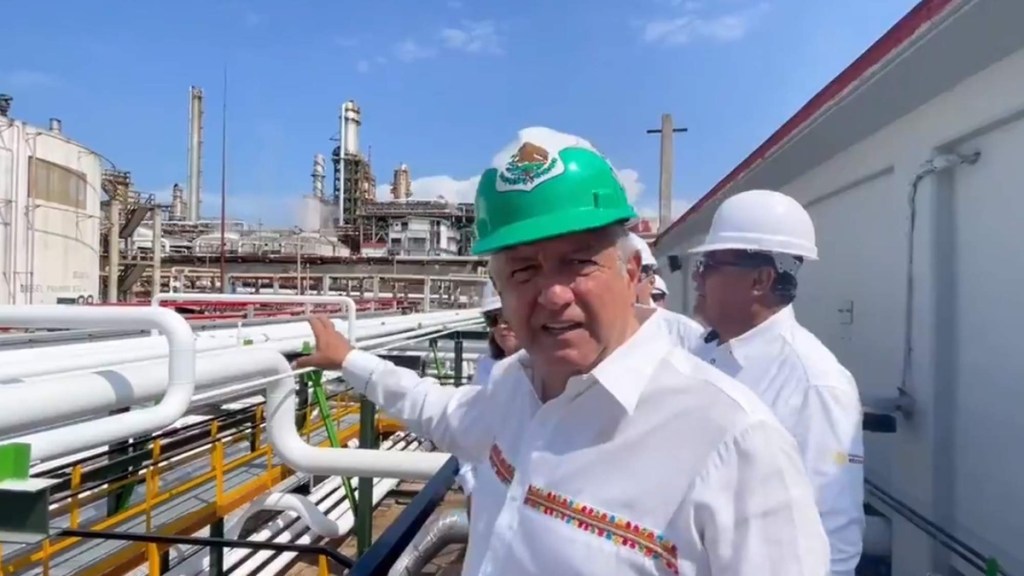 Dos Bocas empezará a producir en junio tras inversión de 16 mil 816 millones de dólares para su construcción, informa Pemex