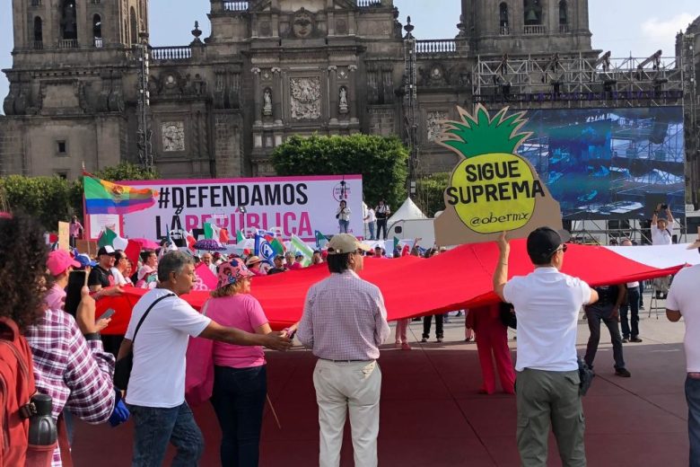 Marea Rosa en el Zócalo