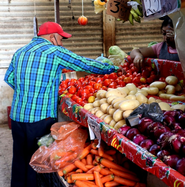 El refresco, junto con diversos alimentos de la canasta básica, presenta variaciones de precios como consecuencia del alza en los combustibles