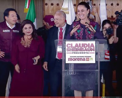 Claudia Sheinbaum celebra su triunfo en la Presidencia, junto con el líder de Morena, Mario Delgado, y Clara Brugada, ganadora del Gobierno de CDMX, entre otros