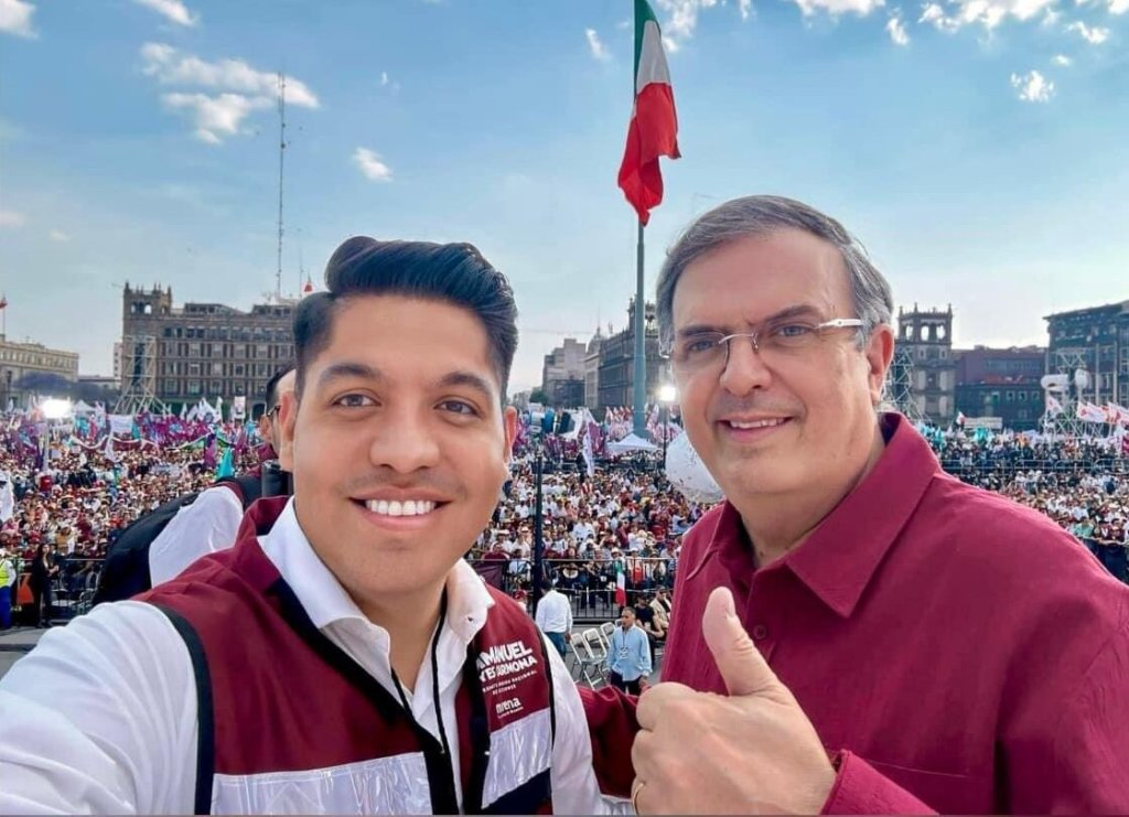 Emmanuel Reyes Carmona y Marcelo Ebrard Casaubón, en imagen compartida en redes sociales