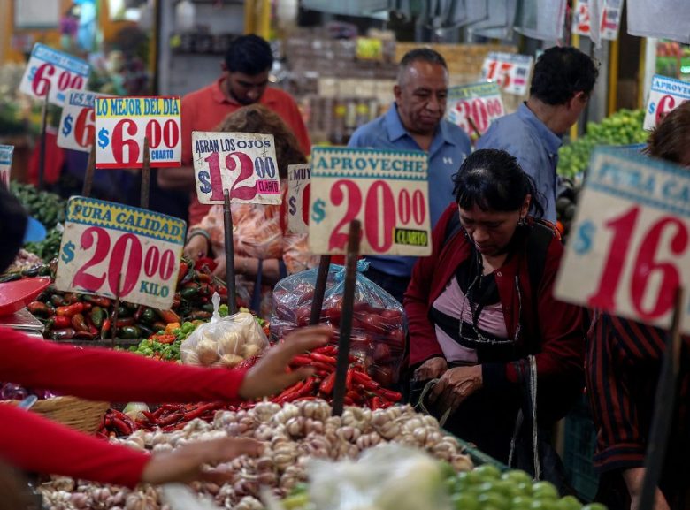 El Inegi informó ayer que durante la primera mitad de junio la inflación llegó a 4.78%, tasa superior al 4.59% de la segunda quincena de mayo