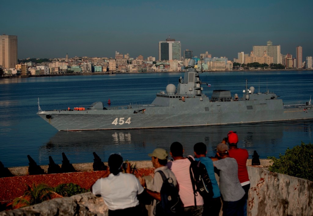 La fragata “Almirante Gorshkov” de la Armada rusa llega al puerto de La Habana, Cuba, el 24 de junio de 2019