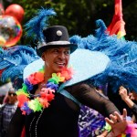 A la marcha del Orgullo llegaron participantes de varios estados. Mariana Tassinari, de 26 años, viajó desde Mérida, Yucatán. “Yo quise venir aquí porque el Pride de mi ciudad todavía no ha crecido tanto y esperamos que algún día sea como aquí en Ciudad de México”, comentó