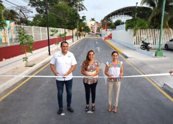 Autoridades de Quintana Roo entregan obras de Bienestar