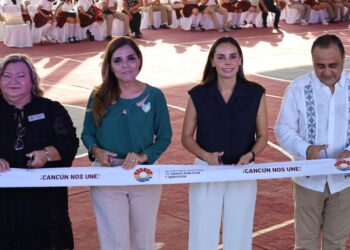 Ayuntamiento de Cancún mejora infraestructura educativa