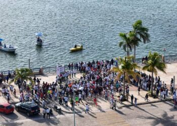 Esfuerzos de Limpieza y Conservación Ambiental en Malecón Tajamar Liderados por Ana Paty Peralta