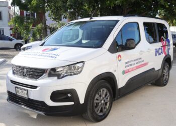 Gobierno de Cancún dota de parque vehicular al IMCA