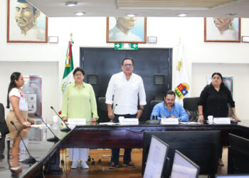 Transformación Nutricional en Escuelas: Propuesta de Ley y Organización Legislativa en Quintana Roo