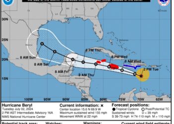 Beryl Baja a Categoría 4; Se Espera Debilitamiento: NOAA