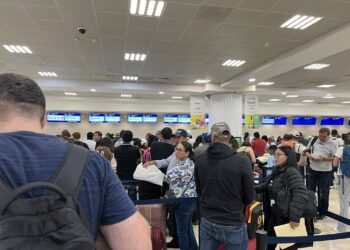 Aerolíneas Afectadas por Falla Global de Microsoft y Anuncio de la Gobernadora de Quintana Roo