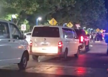 Choferes de Uber en Cancún Protestan Contra Agresiones de Transportistas Clandestinos