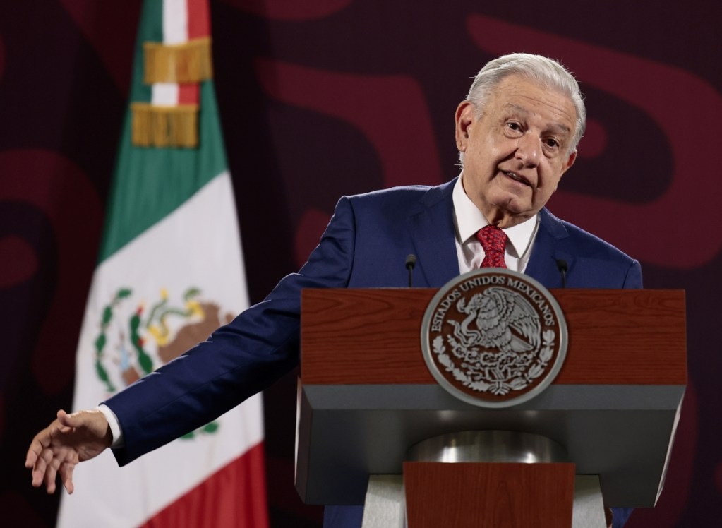 El presidente Andrés Manuel López Obrador invitó ayer al periodista estadounidense y ganador de un Pullitzer Tim Golden a una “entrevista pública” sobre los presuntos nexos del mandatario con el narco