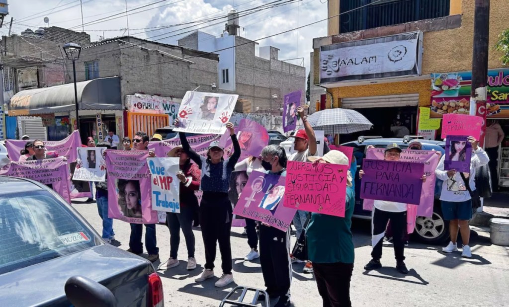 Colectivos exigieron a la Fiscalía del Estado de México tipificar como feminicidio el asesinato de Fernanda Ruiz