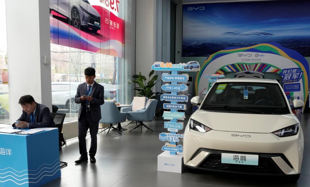 China reforzó su control sobre las tierras raras, claves para la fabricación de chips y vehículos eléctricos