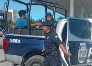 VIDEO I Otra de Transportistas: Pelea entre Motociclista y Chofer de Autobús