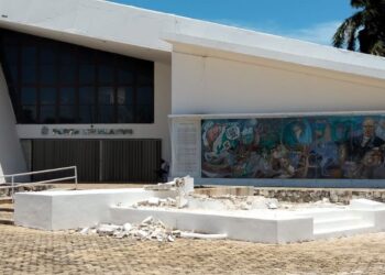 Suspensión Temporal de Cafetería en Congreso de Chetumal por Presunta Afectación al Patrimonio Histórico