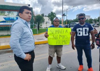 Vecinos de Villas del Sol Bloquean Avenida CTM en Protesta por Humareda Persistente: Desarrolladora Cadu se Compromete a Solución