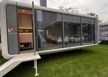 Simón Levy Confirma Entrega de 800 Casas Vessel para Damnificados en Chetumal