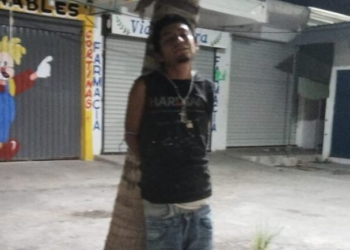 Vecinos Detienen y Amenazan con Linchamiento a Presunto Ladrón en Puerto Aventuras