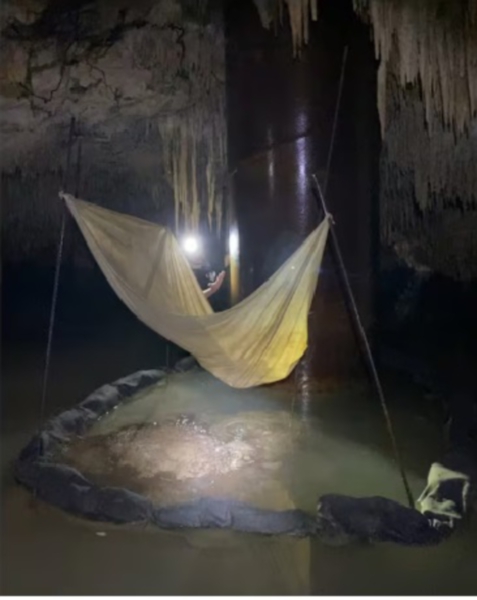 Activistas denuncian uso de “hamacas” para contener contaminación de acuífero en Tramo 5 del Tren Maya