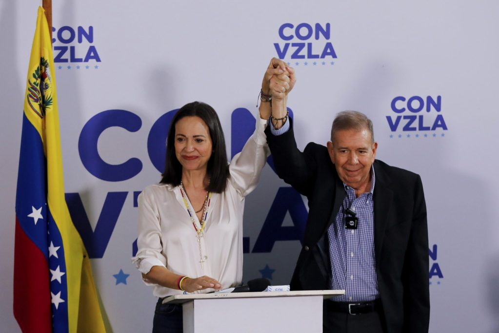Edmundo González se proclama presidente electo de Venezuela y pide a las Fuerzas Armadas y policías a "hacer respetar la voz del pueblo"