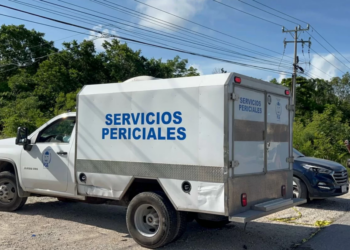 Dan a conocer identidad del detenido sorprendido manipulando uno de los cuerpos encontrados ayer en la carretera Puerto Morelos-Cancún