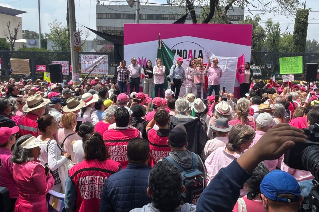 Manifestación contra la sobrerrepresentación legislativa