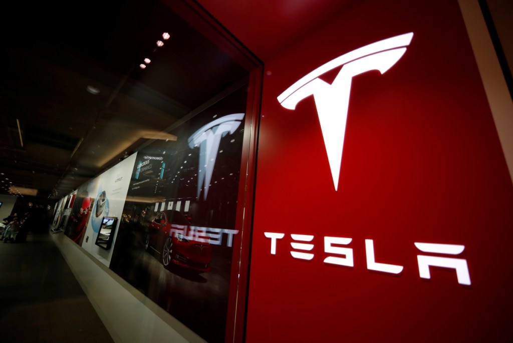 Tesla habría puesto en pausa la construcción de la “gigafactory”