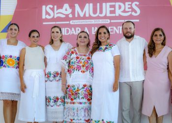 Ana Paty Peralta Apoya a Líderes de Quintana Roo: ¿Qué Dijo en los Informes de Gobierno?