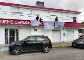 Protesta en Capasits Cancún: Empleados Exigen Mejoras Urgentes para Atender a Pacientes