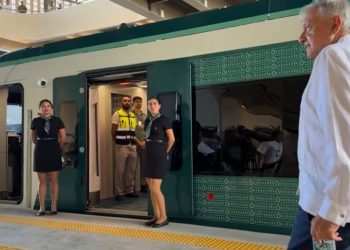 ¡Adiós con Estilo! AMLO Estrena el Lujoso Convoy del Tren Maya en su Última Gira