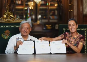AMLO promulga la Reforma Judicial, pese a orden de juez