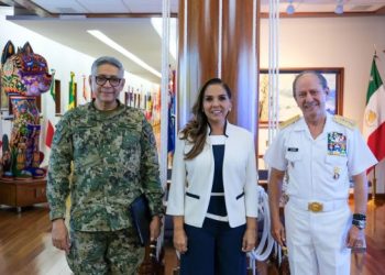 Asiste Mara Lezama a la presentación del almirante Raymundo Pedro Morales Ángeles como próximo titular de la SEMAR