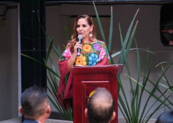 Devela Mara Lezama billete de Lotería Nacional por 50 años de Quintana Roo