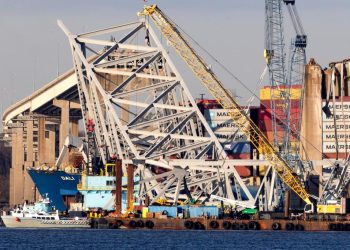 EE.UU. demanda por 100 mdd a dueños del buque que colapsó el puente de Baltimore
