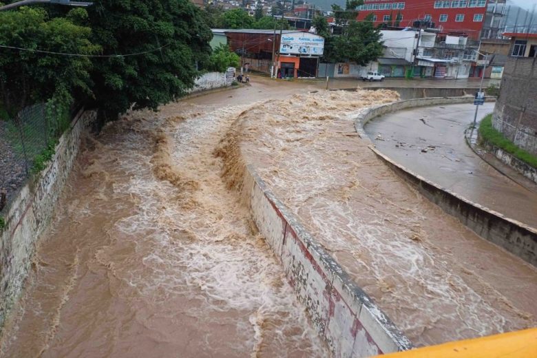 Otro de los municipios de Guerrero muy afectados por el huracán John fue Chilpancingo (Foto de El Universal)