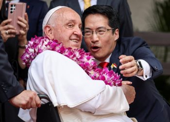 Elijan “el mal menor”, pide Francisco