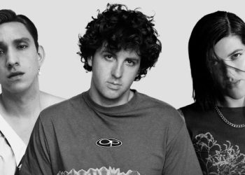 ¡Jamie xx se reúne con Romy y Oliver Sim en la rola “Waited All Night”!